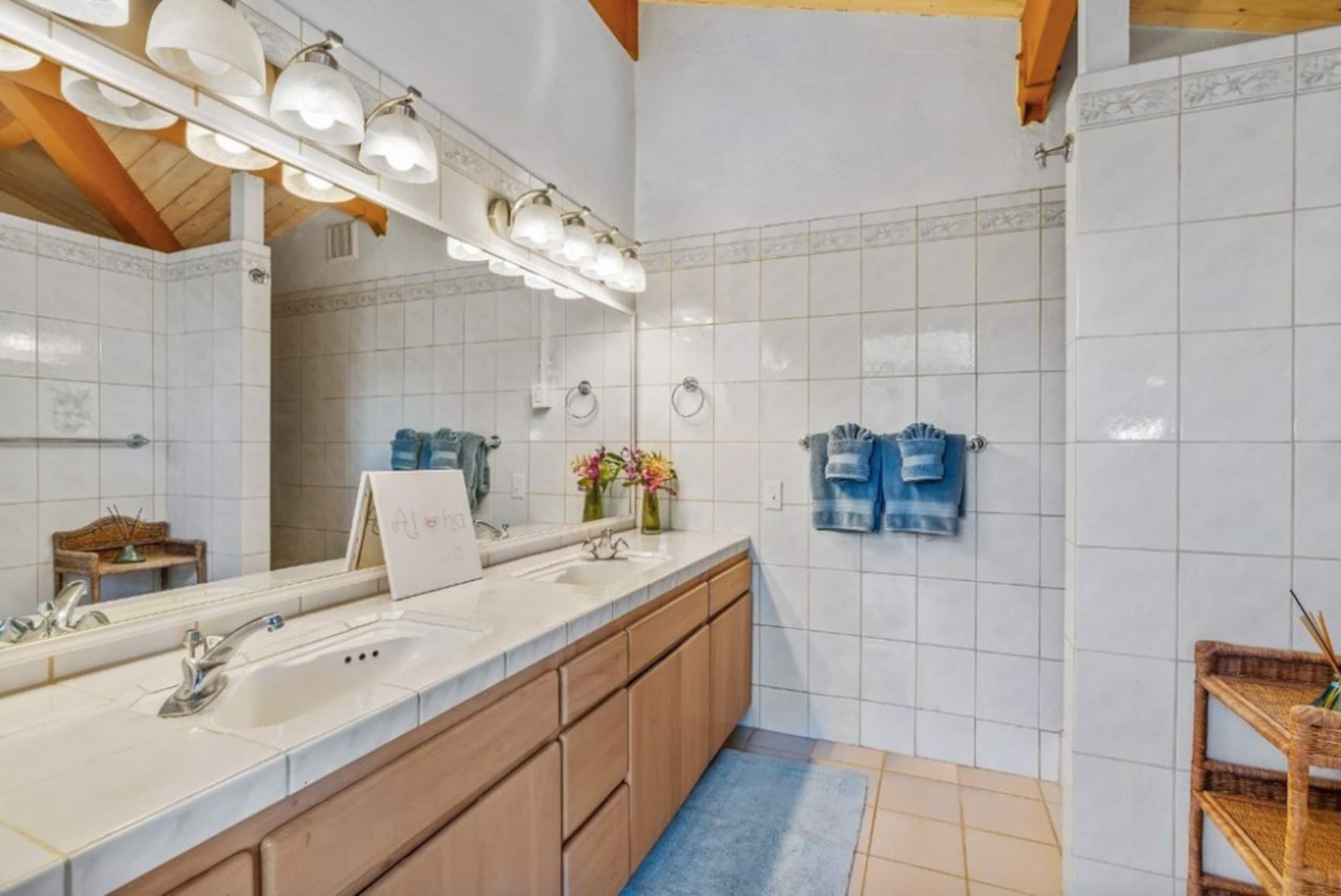 Home in Princeville · ★4.96 · 4 bedrooms · 6 beds · 2 private baths - Image 18