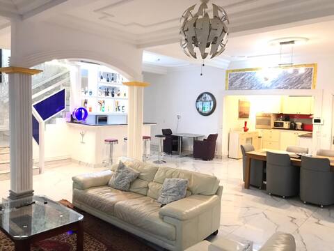 White House Residence, Odza Yaoundé.