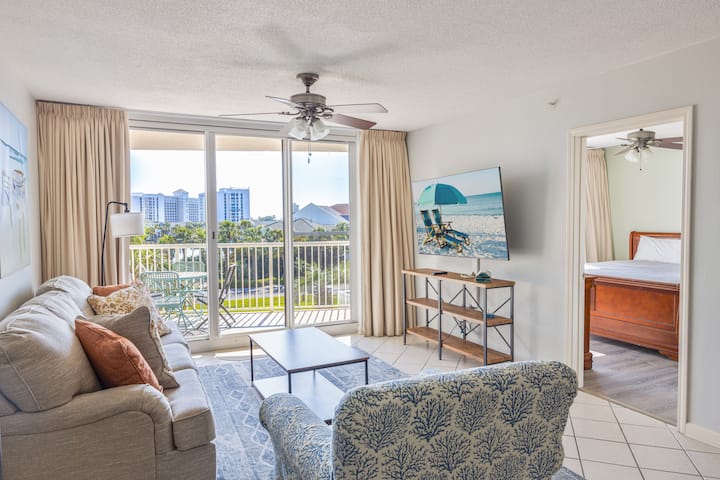 客厅|智能电视和独立阳台