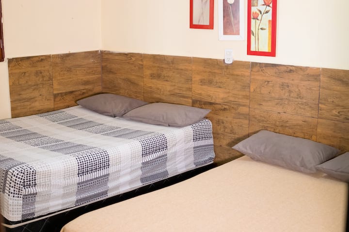 Საძინებელი 3 - 2 ორადგილიანი საწოლი