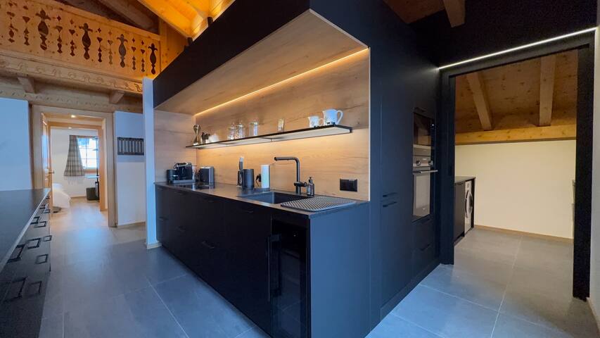 Daphné Heights by Villars Luxury, super central gallery image 2