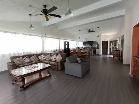 Top performing Airbnb: Beautiful estate in Cuernavaca, heated pool. in Cuernavaca