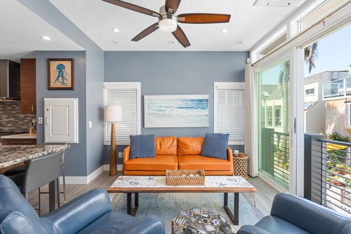 Modern beach house only 8 houses to the sand gallery image 4