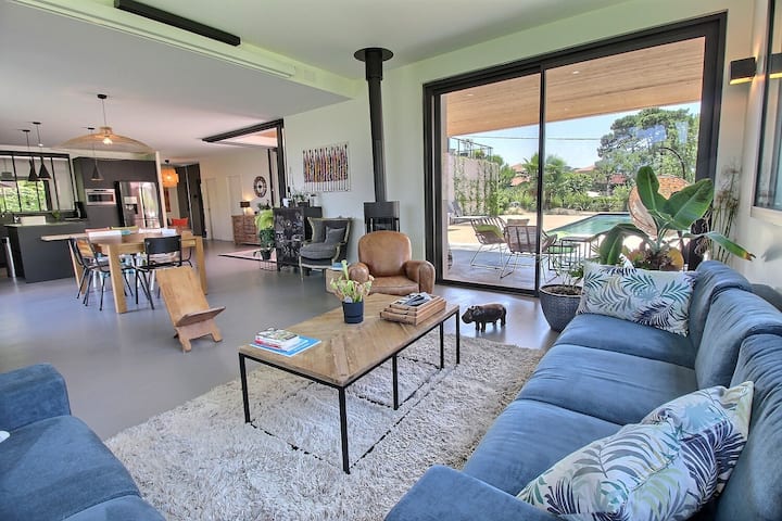 Villa 16 P - Piscine - Plage à Pieds - Climatisée - Hossegor