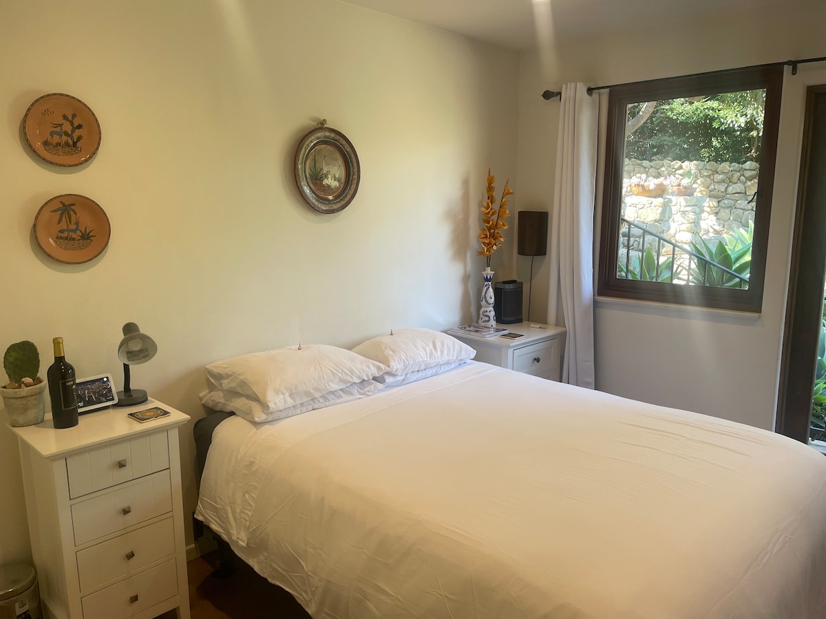 Top performing Airbnb: Montecito Magic Full Suite Mountain Views and Pool in Montecito