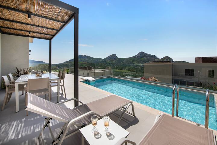 Porti Iraklis 4 – Stylish Eco Villa w/ Heated pool