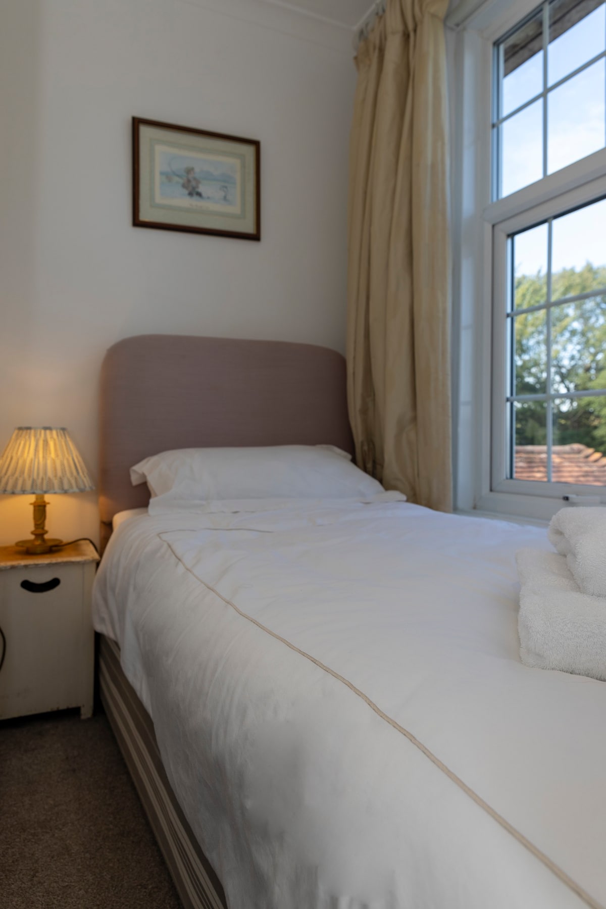 Bedroom 5 with 1 Single Size Bed