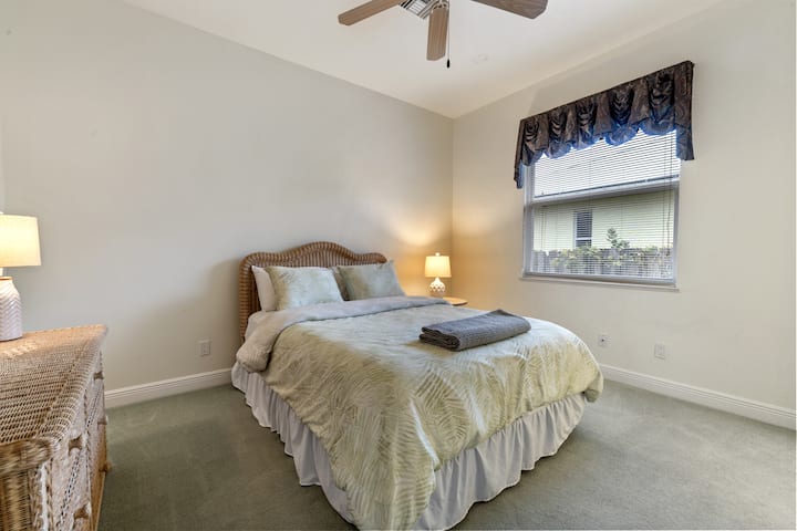 Schlafzimmer 2