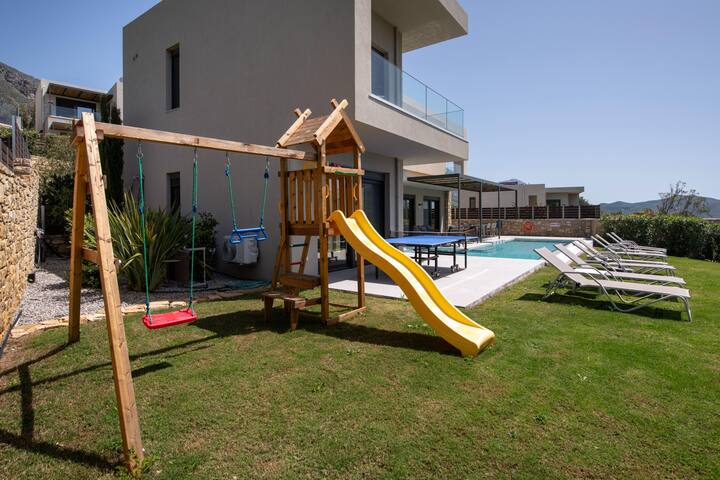 Porti Aphrodite 1-A Stylish Eco Villa near beaches gallery image 3