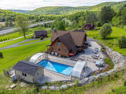 Indoor Pool, Multiple Homes, Game Lodge, Sleeps 39