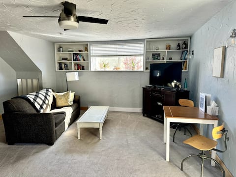 Top performing Airbnb: Cosy private entrance garden apartment in Buena Vista / Salida