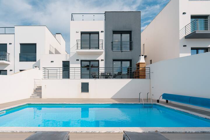 Silver Villa with ocean view gallery image 4