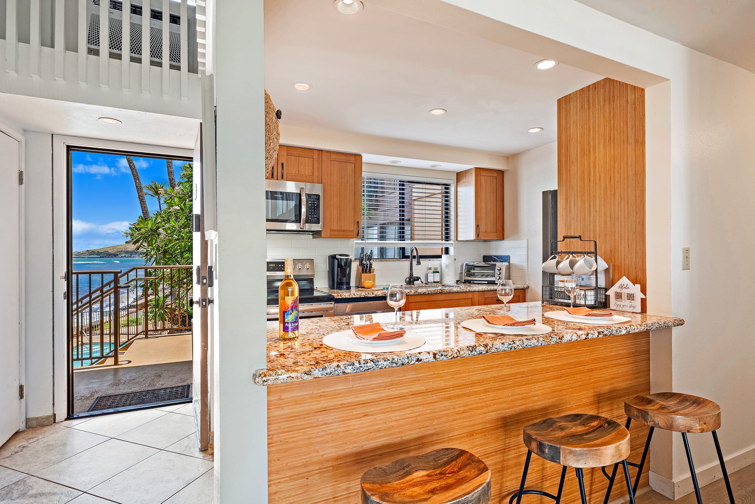 Condo in Wailuku · ★4.84 · 2 bedrooms · 4 beds · 2 private baths - Image 13