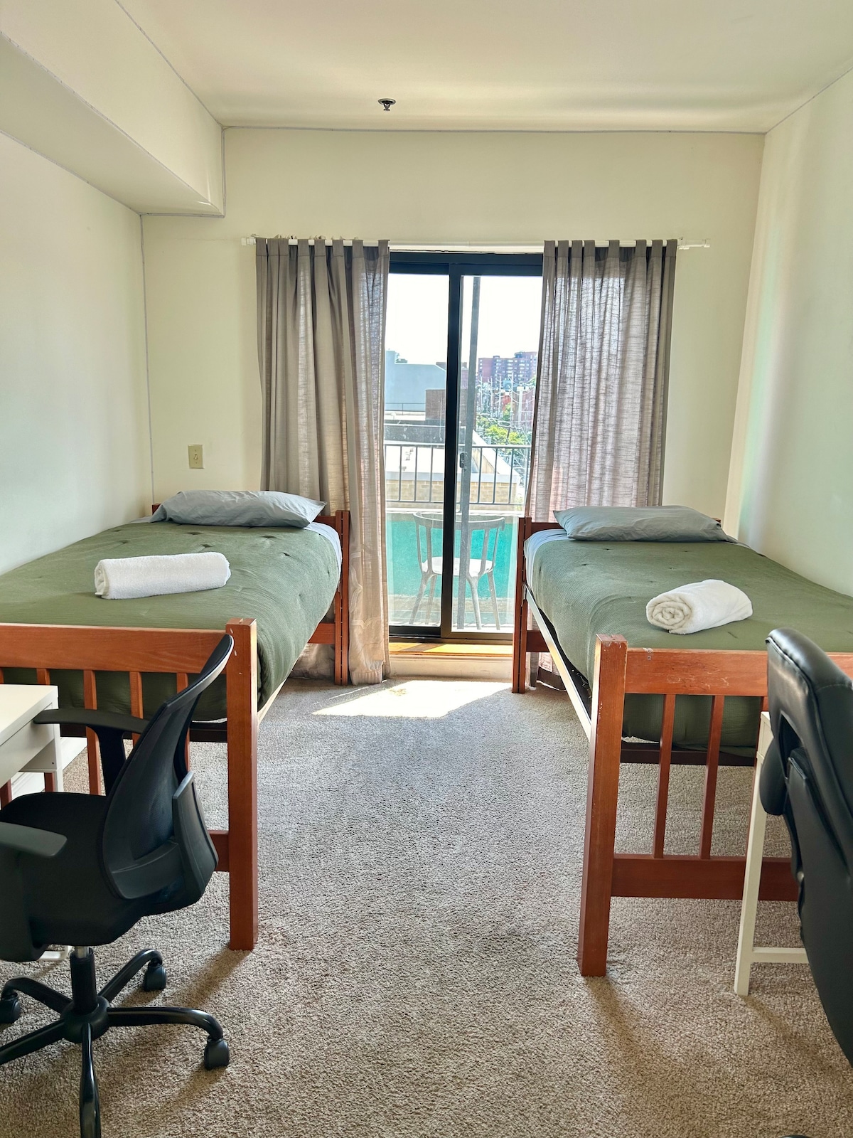 غرفة النوم 1