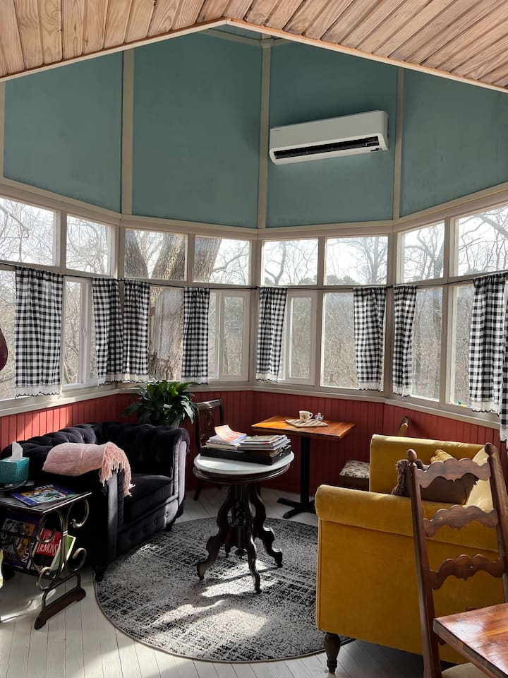 Best Kept Secret - The Sunset View - Eureka Springs, AR