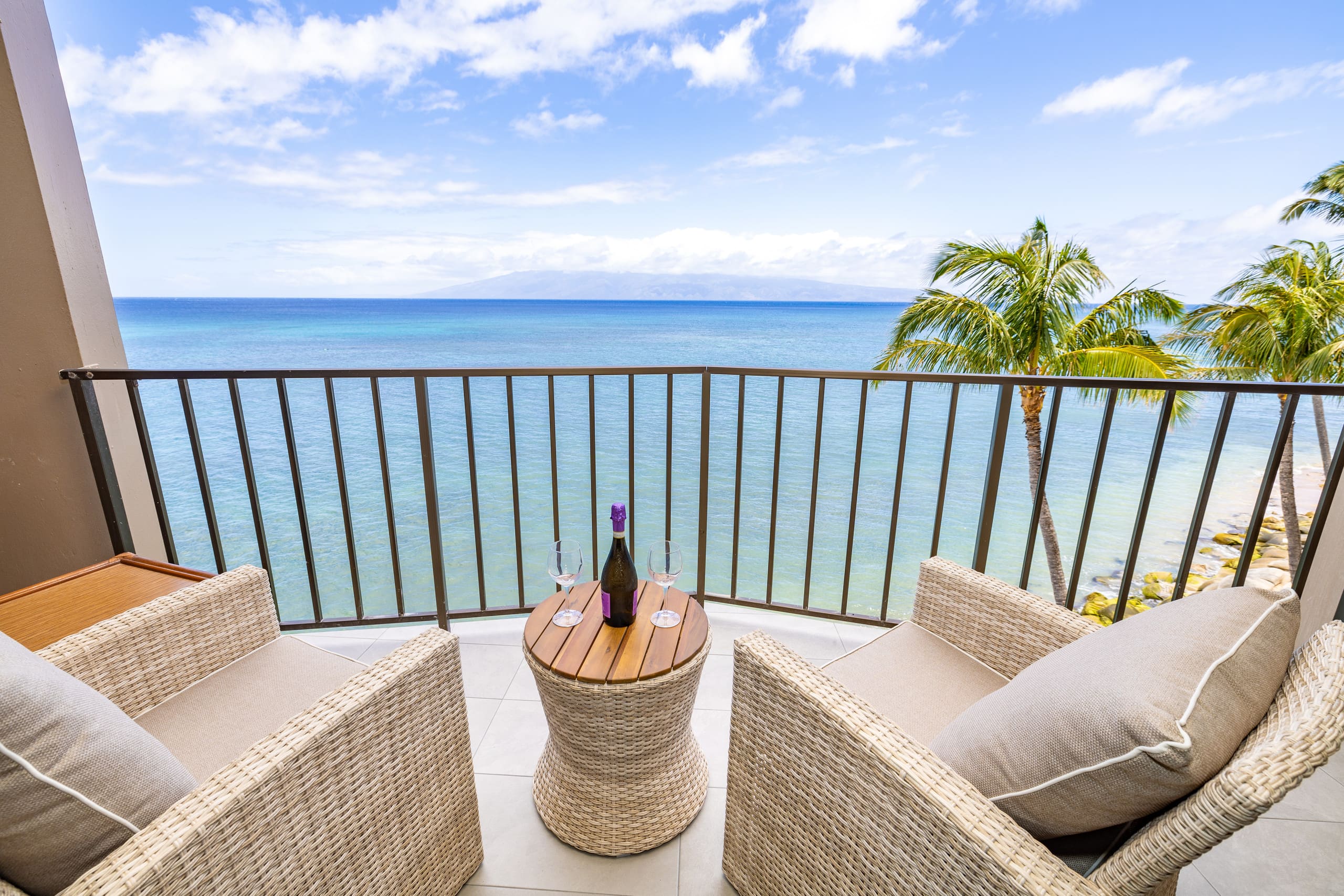 Condo in Lahaina · ★4.96 · 1 bedroom · 1 bed · 1 bath - Image 19