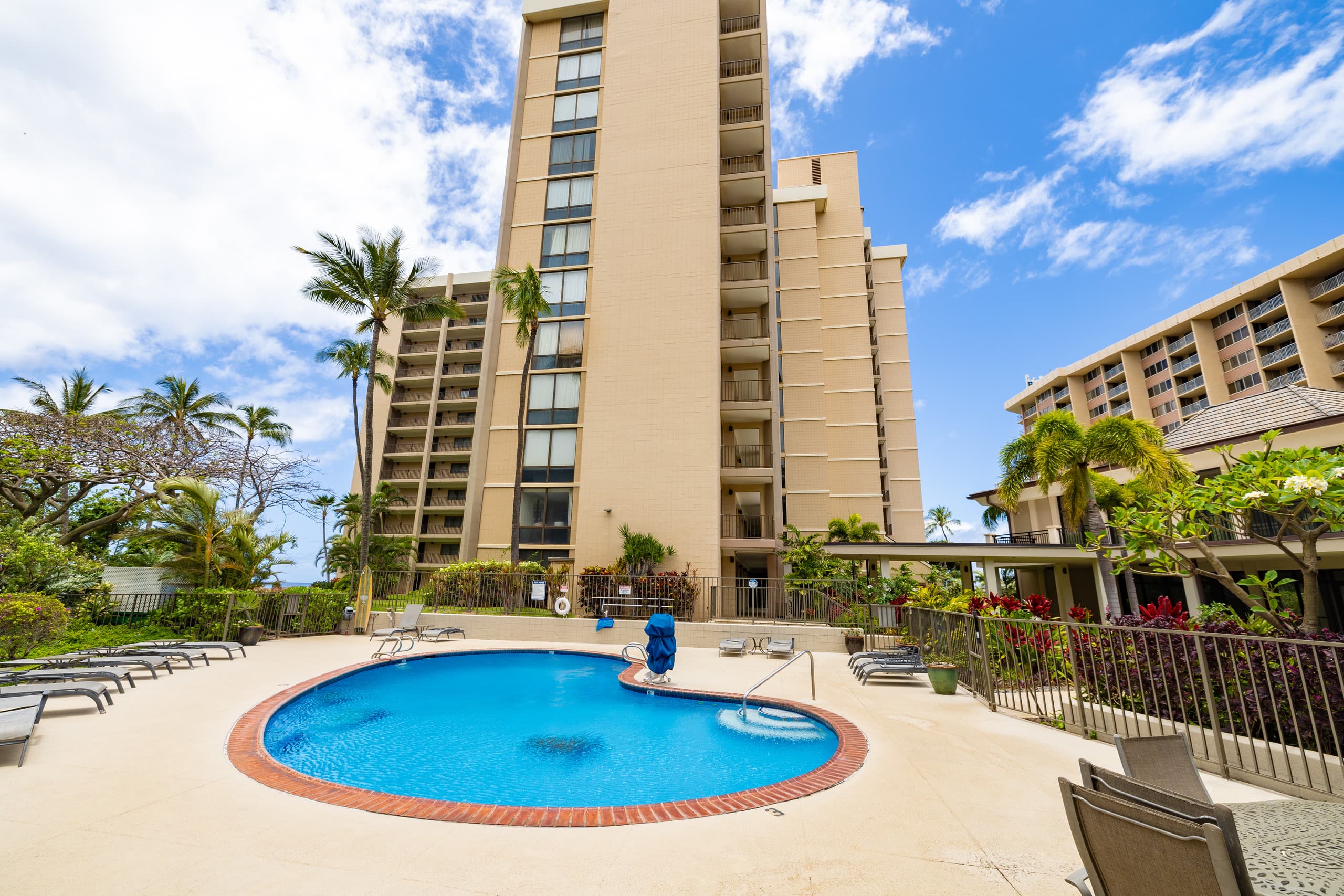 Condo in Lahaina · ★4.96 · 1 bedroom · 1 bed · 1 bath - Image 39