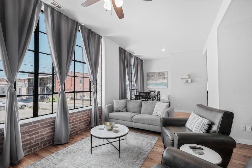 🌟New! Downtown Loft in Webb City!🌆 — photo 1