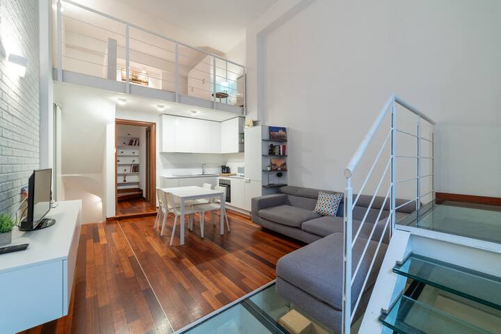 Appartamento Isola con vista sul Bosco Verticale gallery image 2