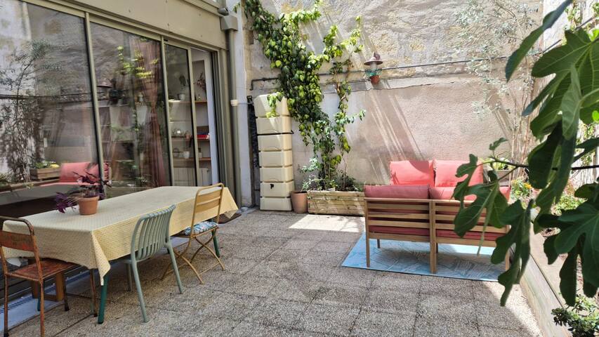 Design duplex, 3 ch, Place de la Victoire gallery image 2