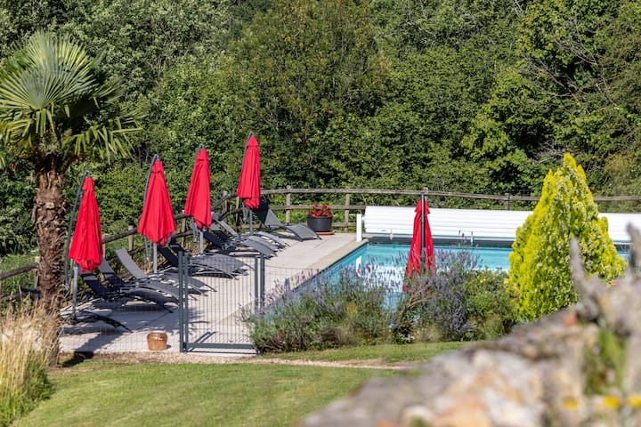 Grand Gite Périgord, 21 Pers. Avec Piscine Privée - Dordogne