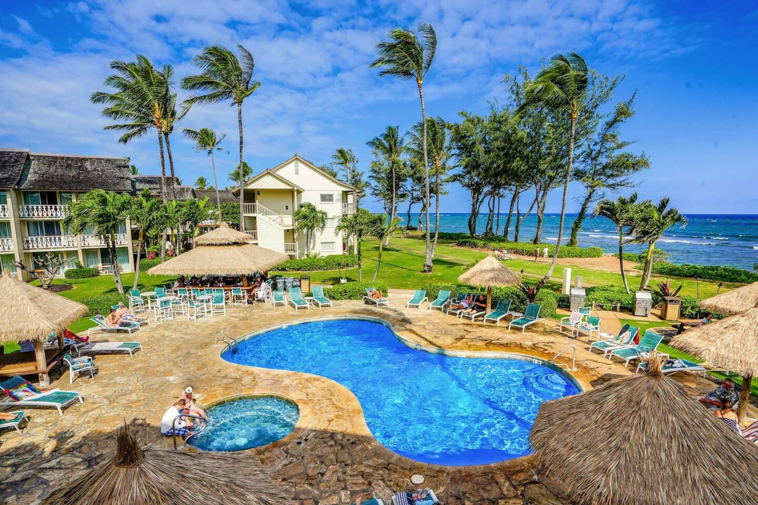 Beachside Ocean View in Paradise w/Pool & Hot Tub - Photo 4