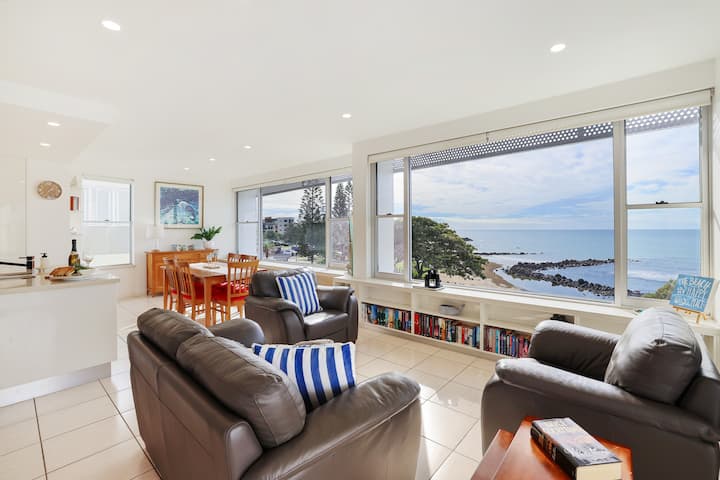 Entire-floor Apt Ocean Front Views - Bargara