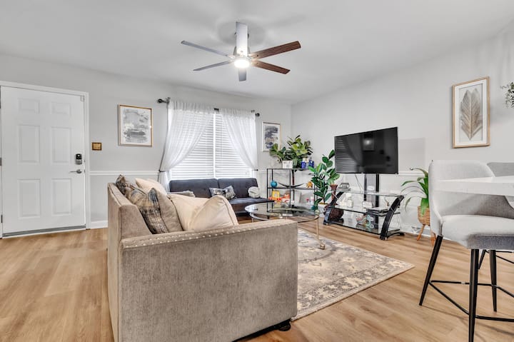 East Charlotte Bamboo Hideaway - シャーロット, NC