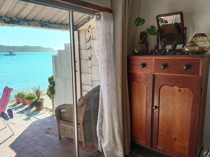 Двокреветна соба на брегот 