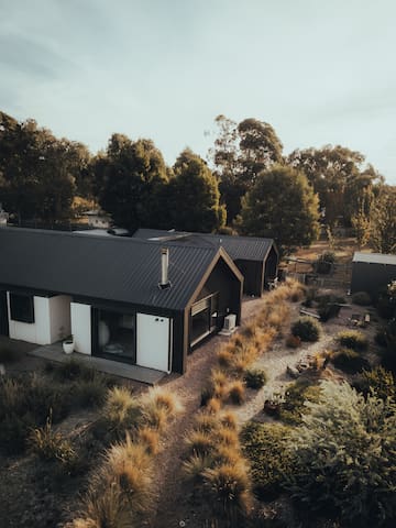 Forrest Haus Retreat: Designer Luxe Stay by Nature