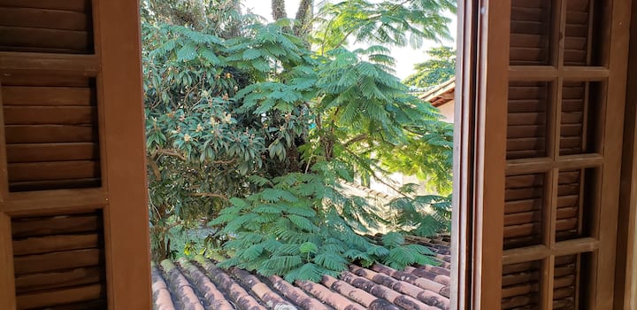 Pogled na glavnu spavaću sobu 