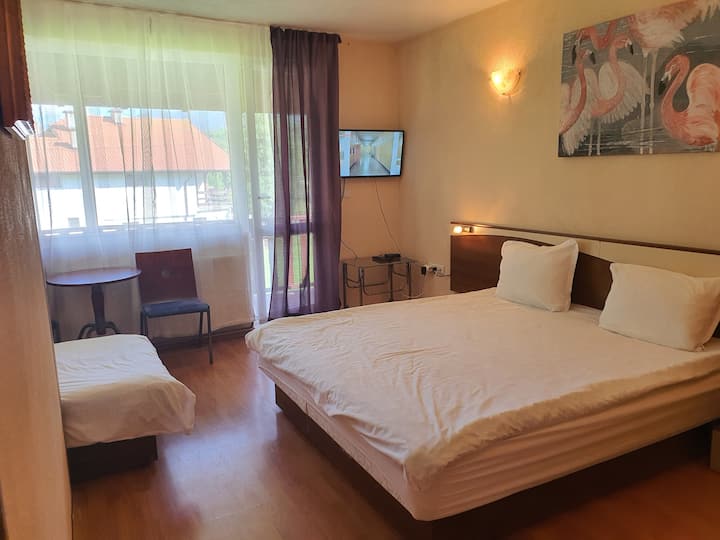 غرفة النوم 2