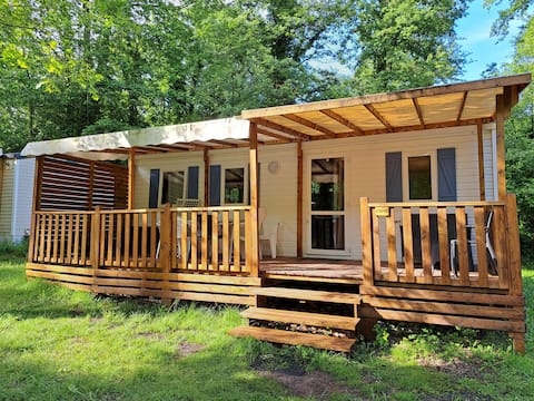 Air-conditioned mobile home 6 pers/3 bedrooms in the forest.