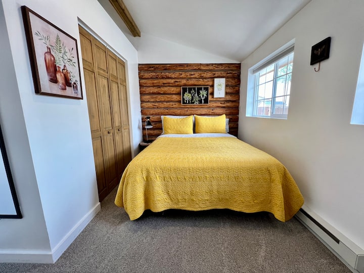 سرير حجم وسط