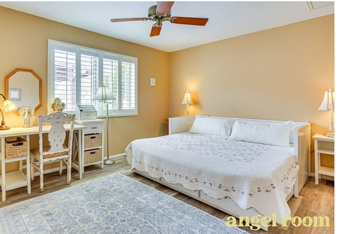 საძინებელი 3