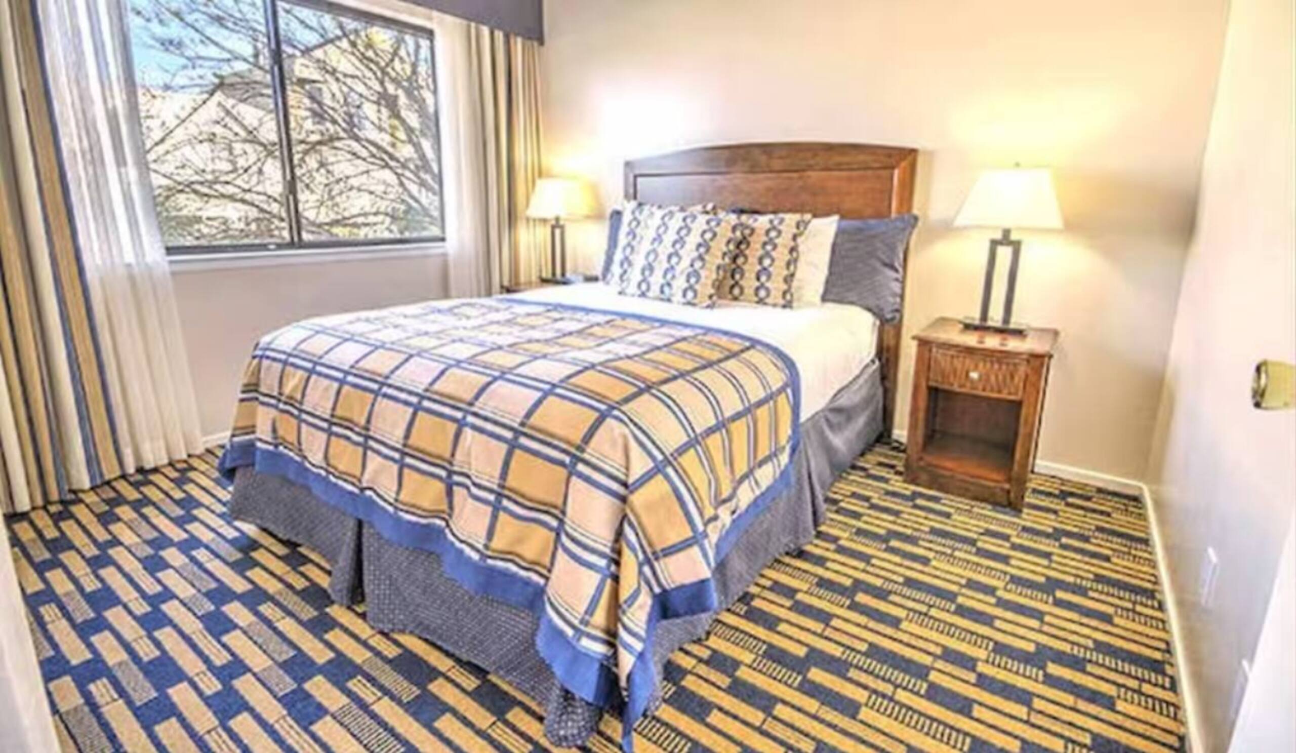 Condo in San Francisco · ★5.0 · 2 bedrooms · 3 beds · 2 baths - Image 12