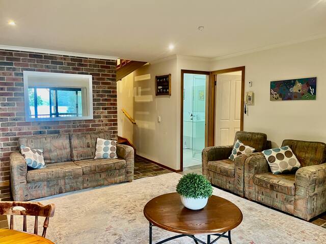 Aero Absolute waterfront Perfect Family House gallery image 2