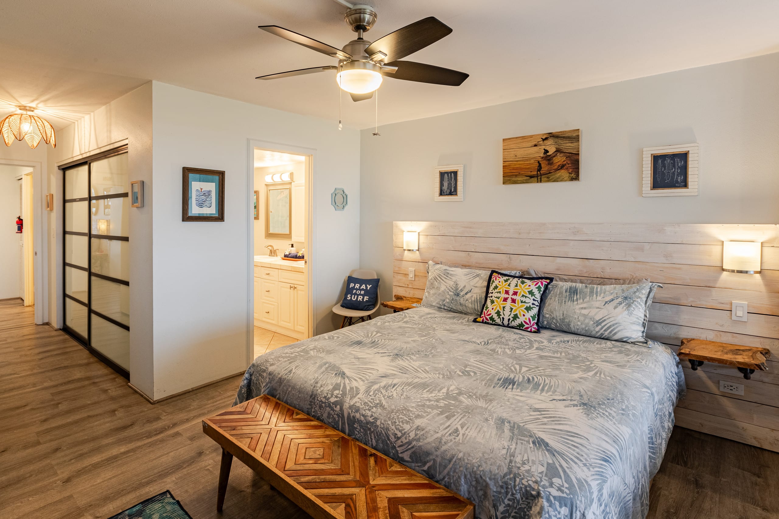 Condo in Lahaina · ★4.92 · 2 bedrooms · 3 beds · 2 baths - Image 13
