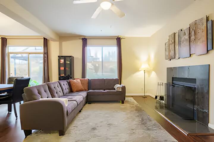 Luxurious Master Bedroom & Bath In Vancouver, Wa - Vancouver, WA