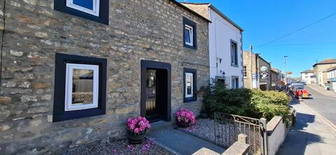 Our Holiday House Yorkshire - Oak Cottage, Bentham