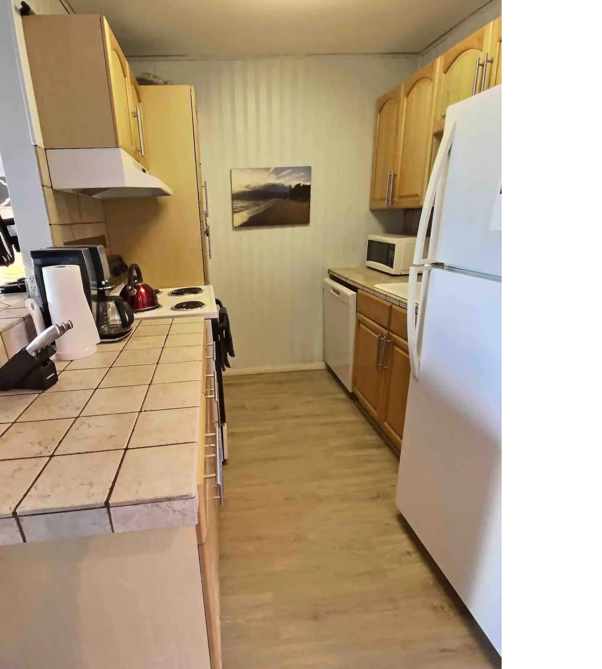 Condo in Kihei · ★4.82 · Studio · 1 bed · 1 private bath - Image 8