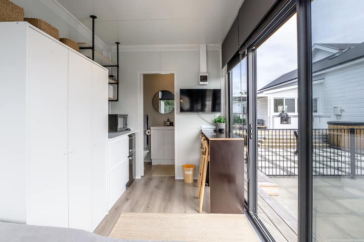Contemporary Country Stay Close To Town Centre - Martinborough