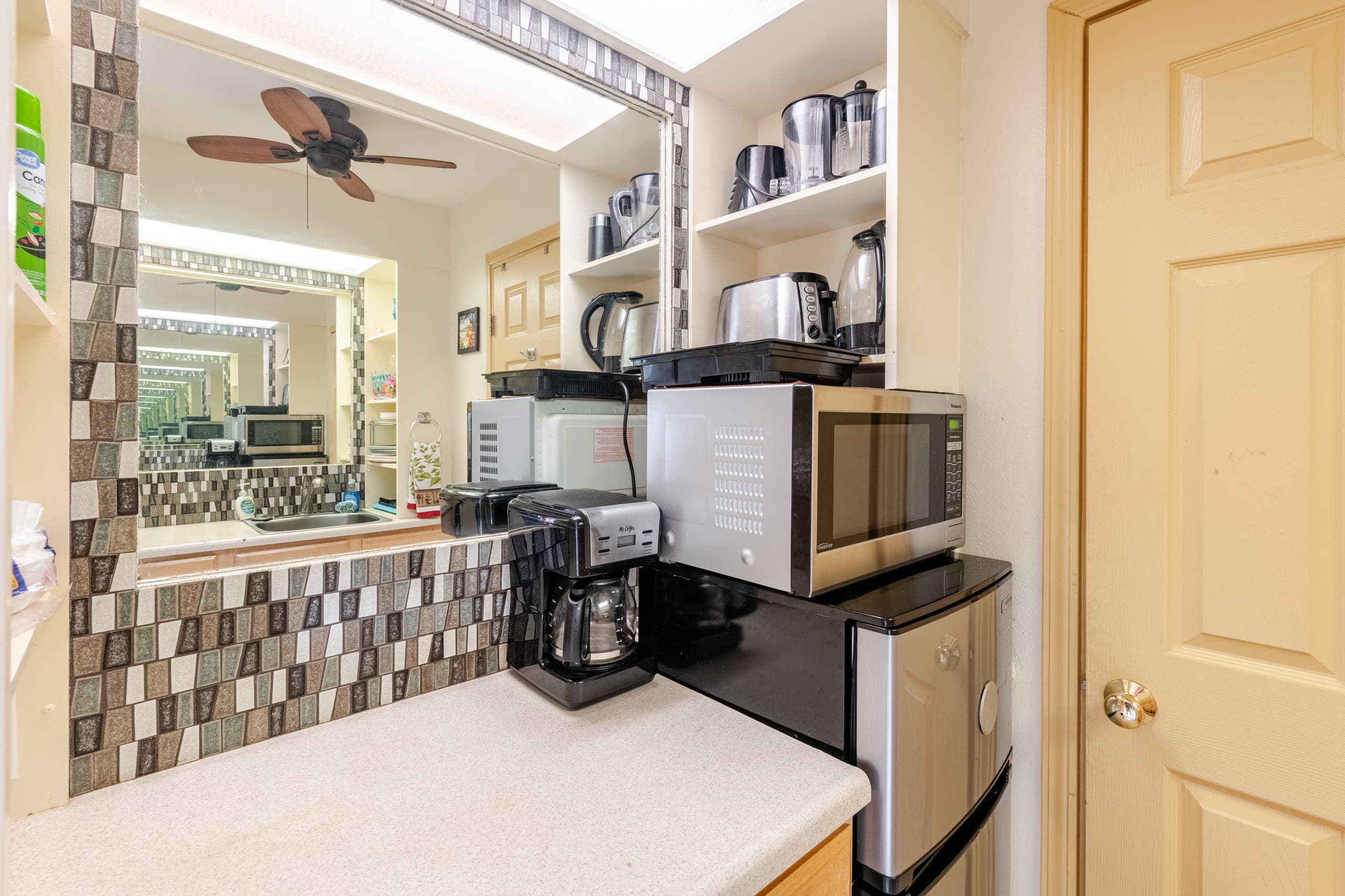 Condo in Kailua-Kona · ★4.87 · Studio · 1 bed · 1 bath - Image 4