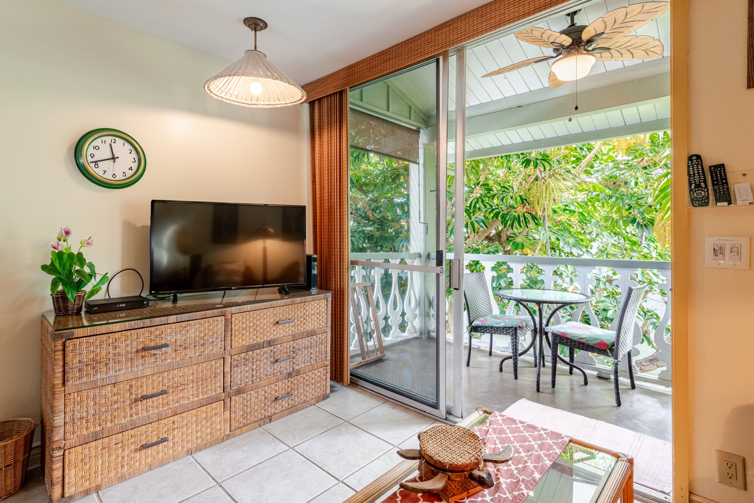 Condo in Kailua-Kona · ★4.87 · Studio · 1 bed · 1 bath - Image 22
