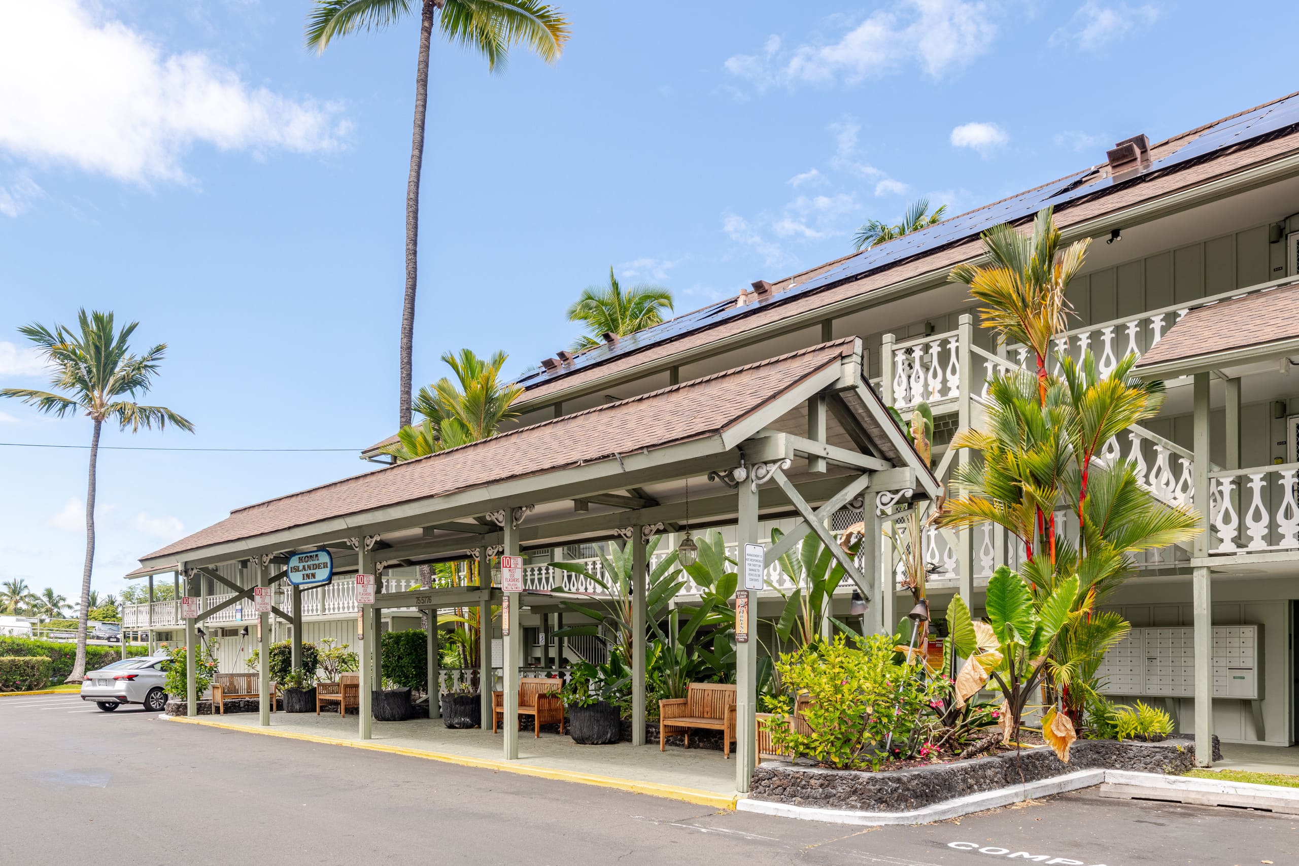 Condo in Kailua-Kona · ★4.87 · Studio · 1 bed · 1 bath - Image 10
