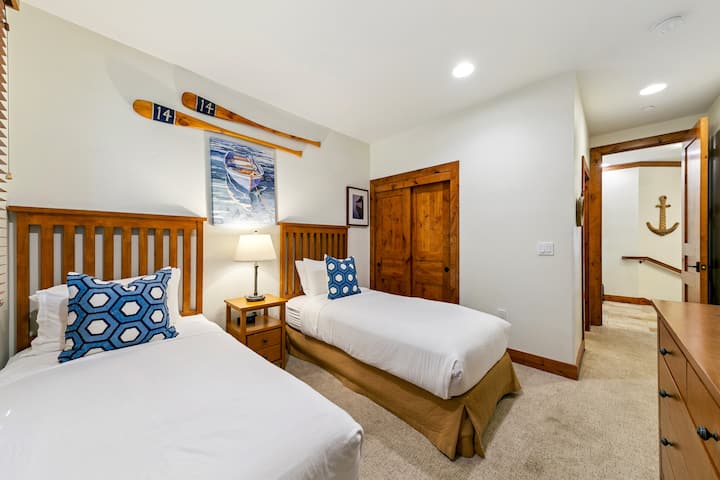 Little ones will love their own space with cozy twin beds, a TV for downtime, and an ensuite bathroom for convenience.