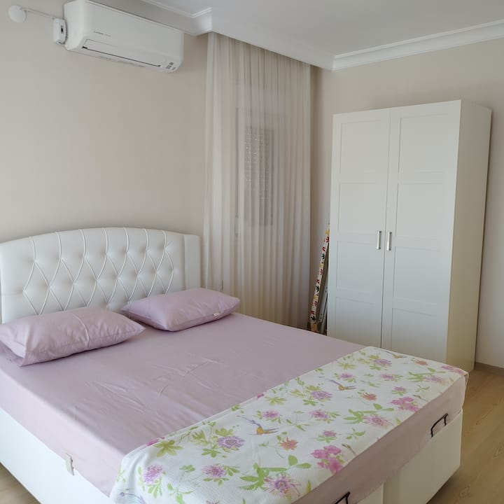 საძინებელი 1