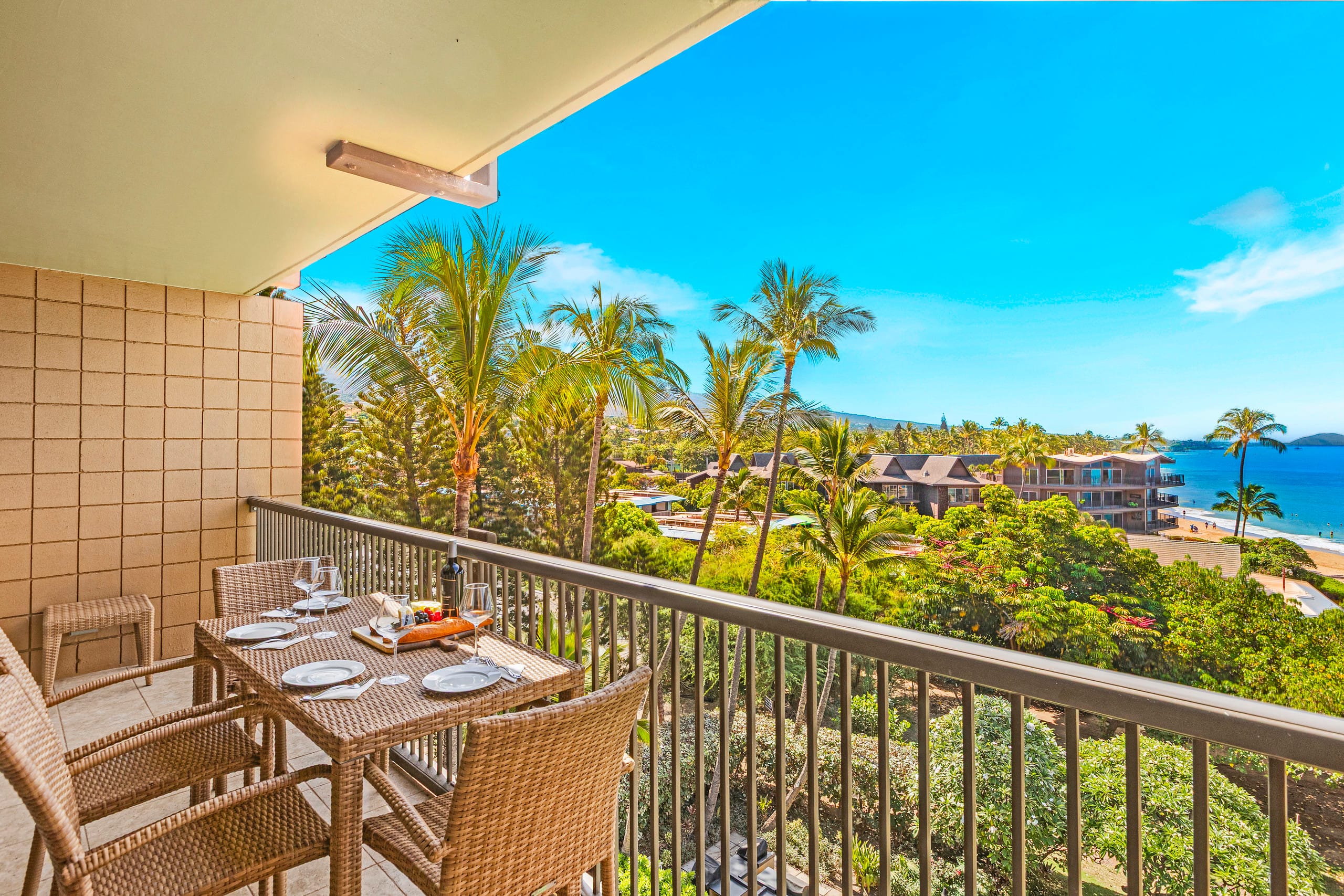 Condo in Kihei · ★4.92 · 2 bedrooms · 3 beds · 2 baths - Image 37
