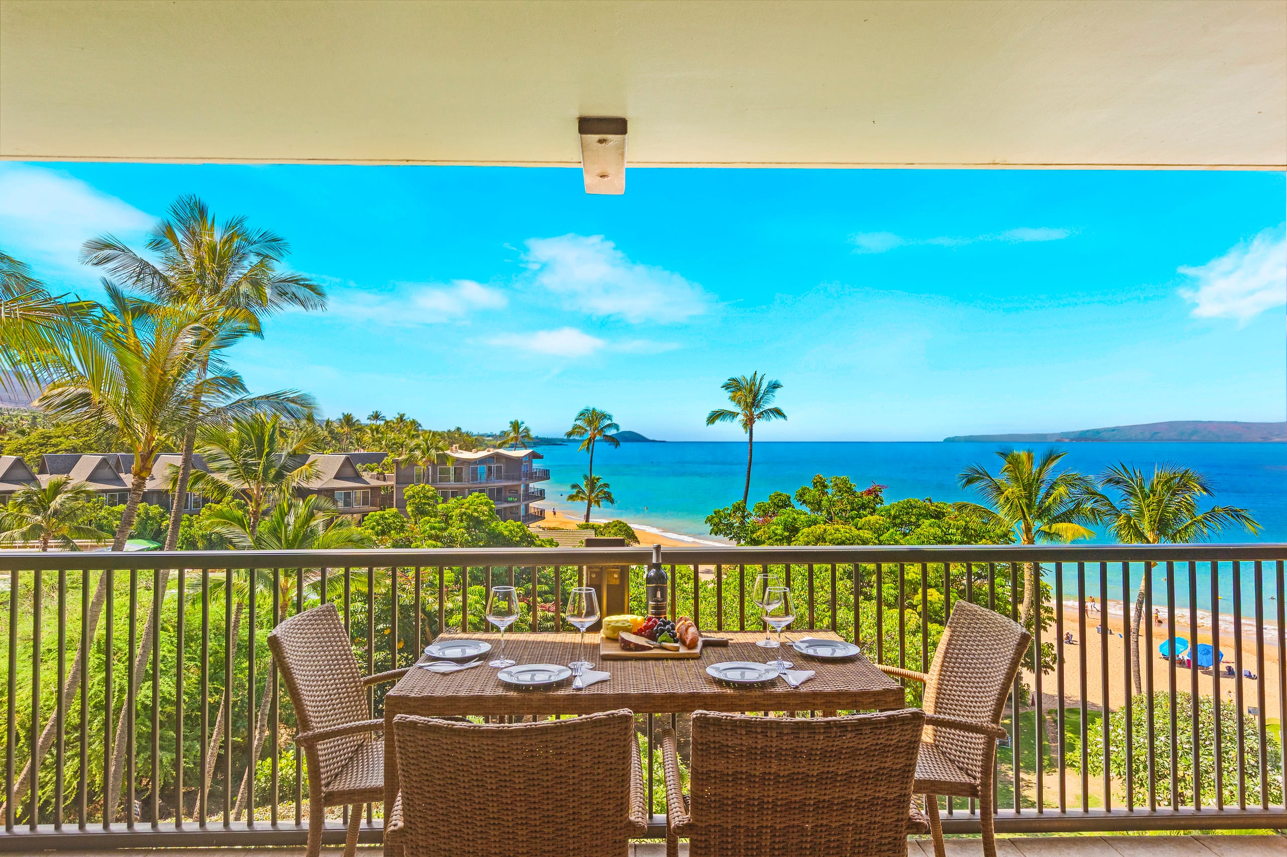Condo in Kihei · ★4.92 · 2 bedrooms · 3 beds · 2 baths - Image 35
