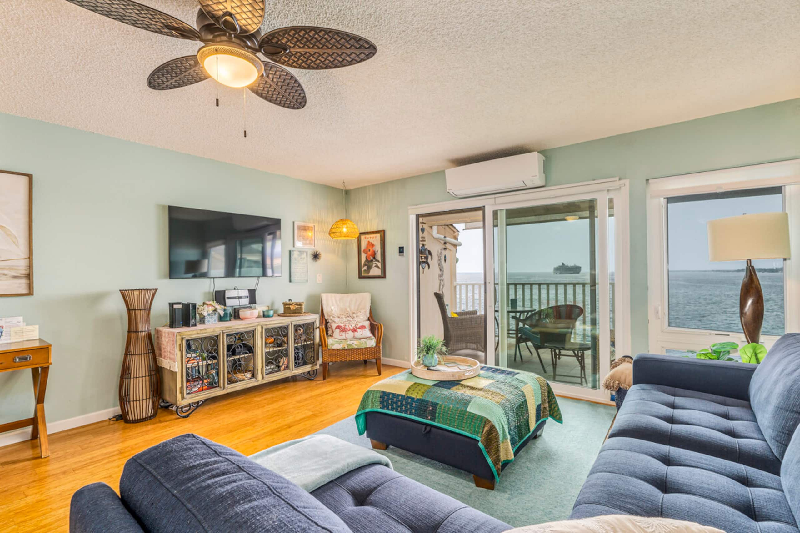 Condo in Kailua-Kona · ★4.95 · 1 bedroom · 1 bed · 1 bath - Image 5